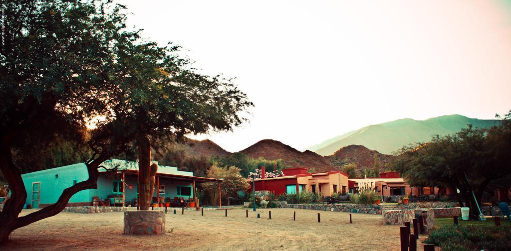 Miraluna Bodega Boutique Cachí Exterior foto